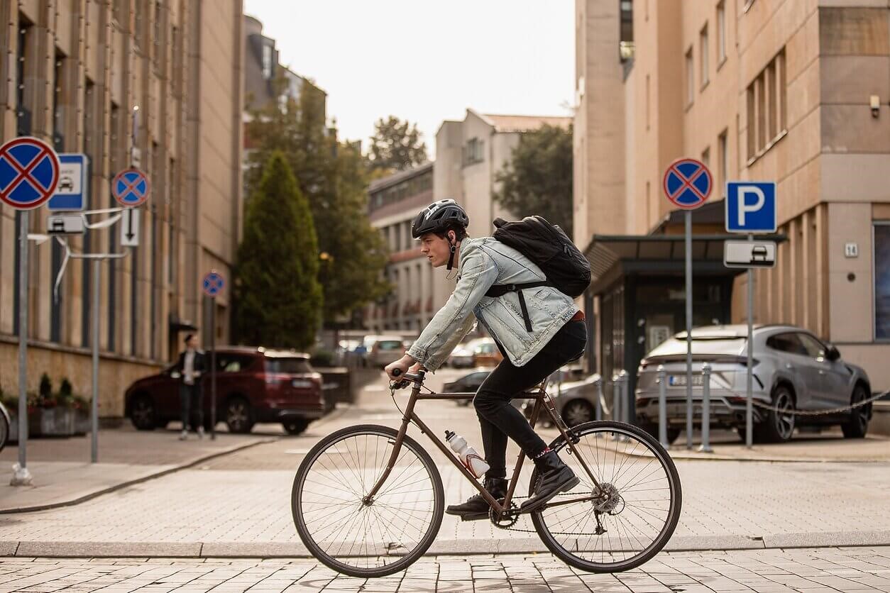 فشار باد تایر برای دوچرخه شهری