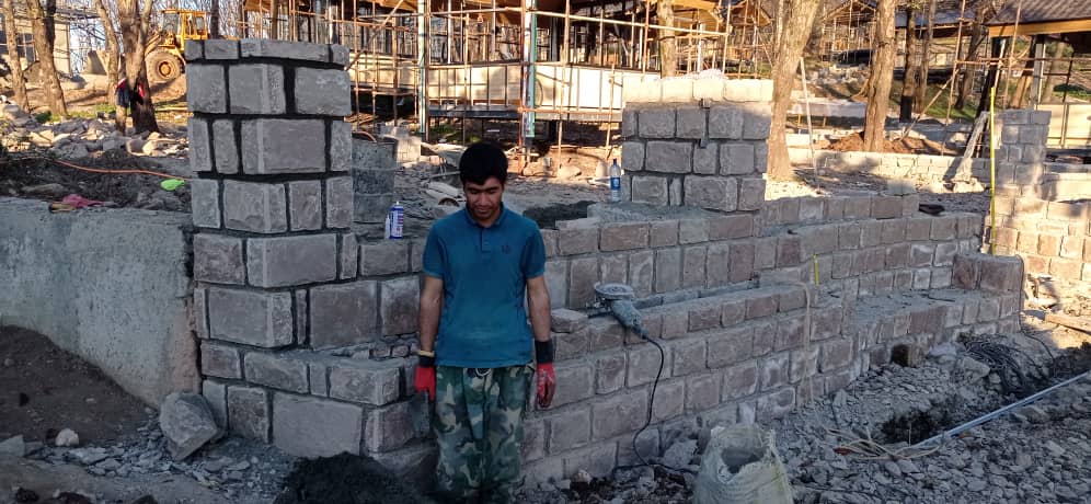 اجرای سنگ کوهی باکیفیت ÷؛ معدن سنگ لاشه ورقه ای 