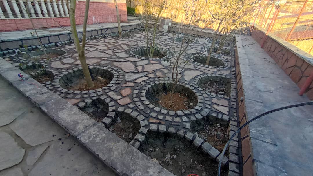 اجرای محوطه سازی سنگی @: فروش تخته سنگ دماوند 
