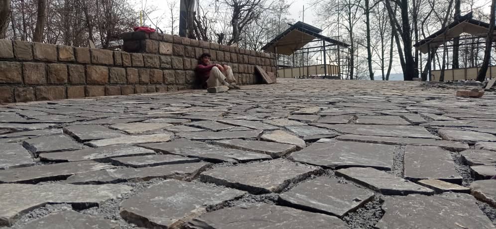 نصب سنگ لاشه میگون ×