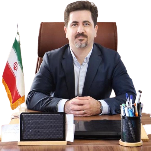 یاشا سازمند مدیرعامل شرکت آکام آتا (سهامی خاص)