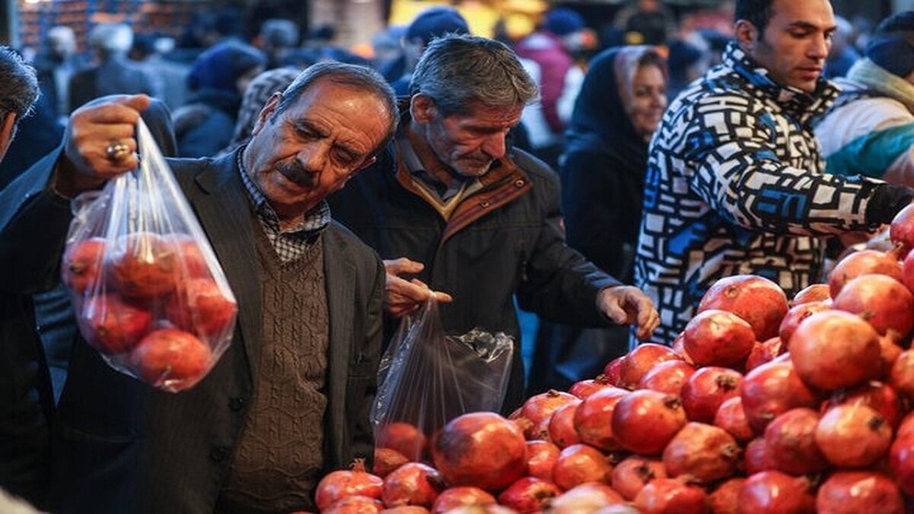 کمبودی در دپو و ذخیره سازی میوه شب یلدا نداریم