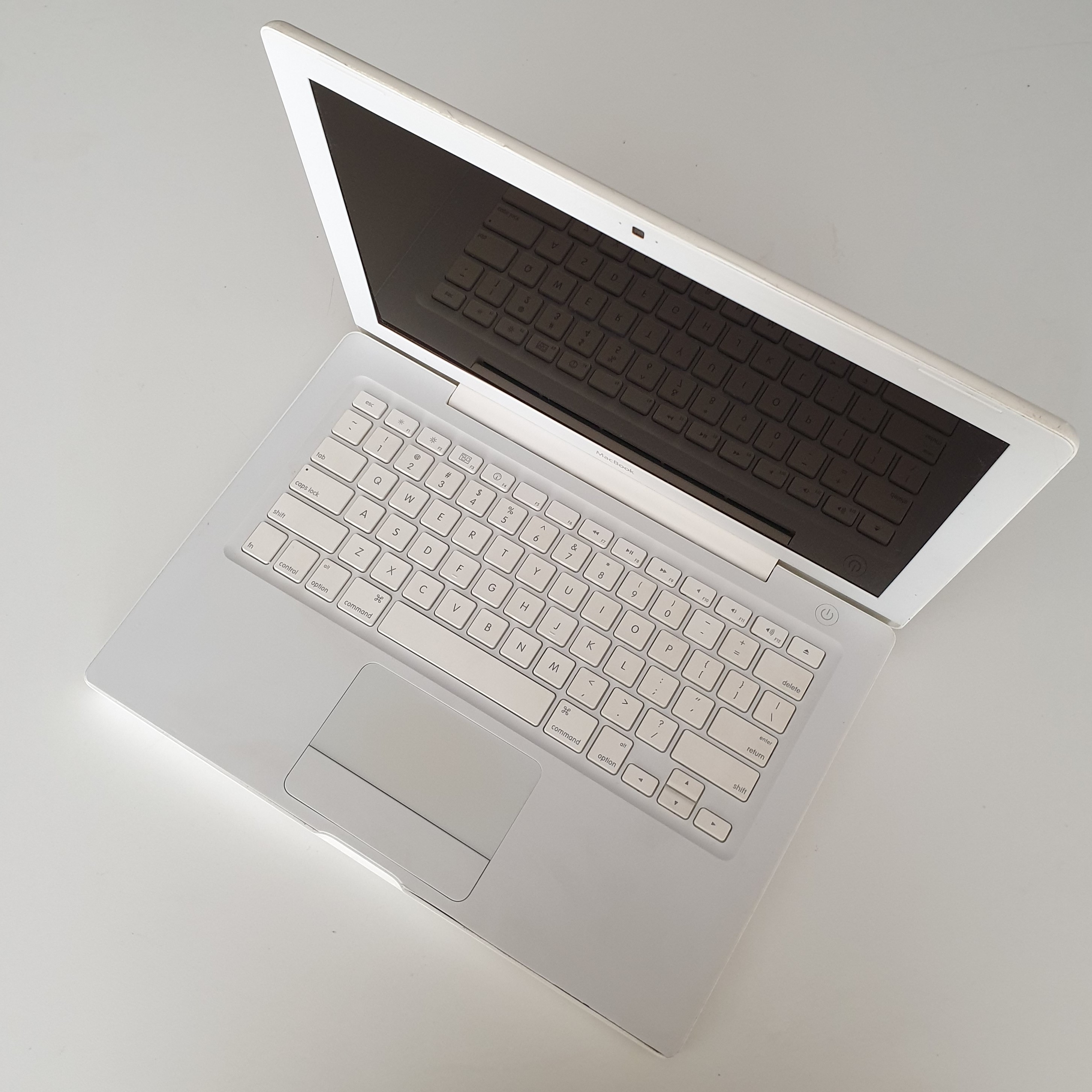MACBOOK مکبوک