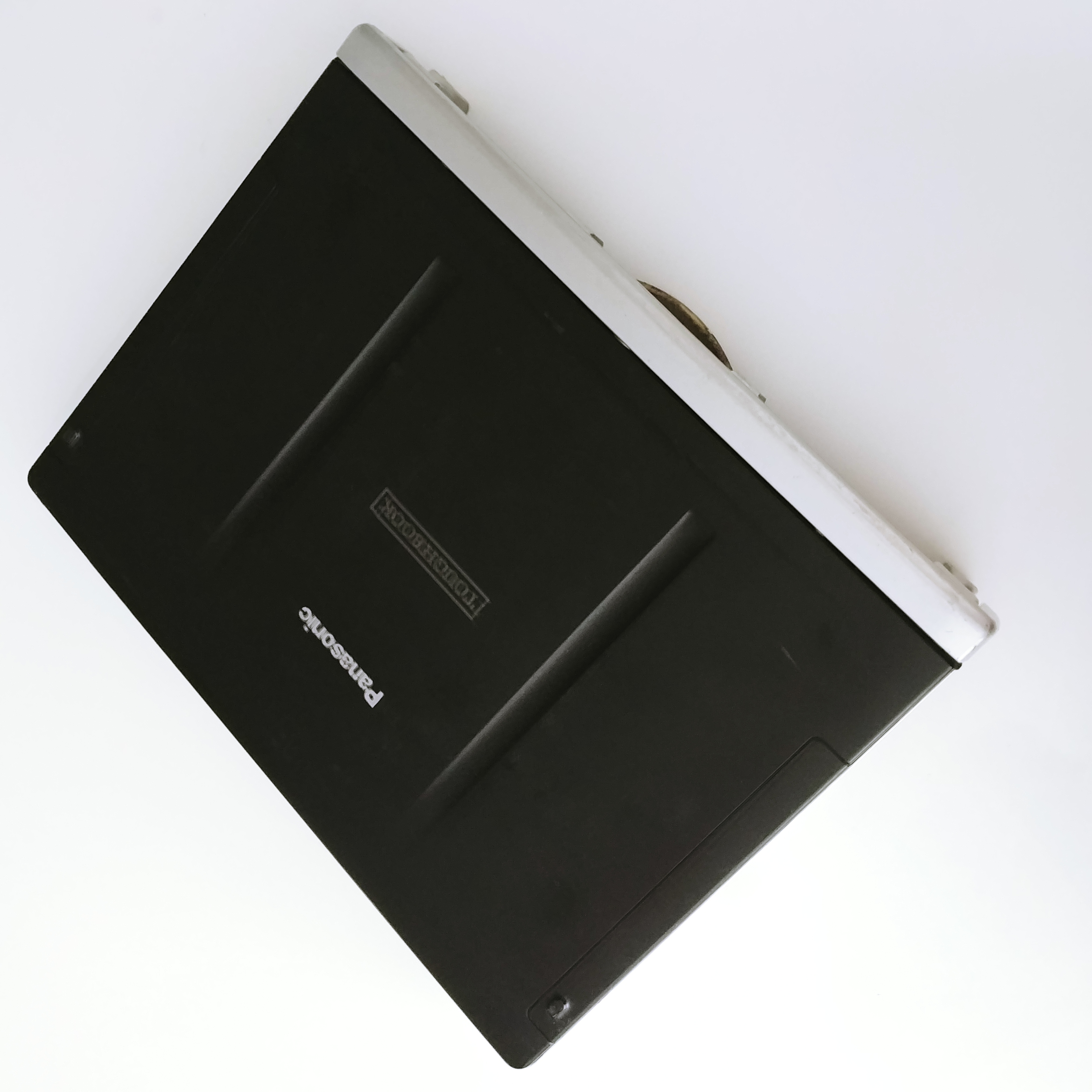 لپ تاپ مقاوم از برند فوق معتبر پاناسونیک   لپ تاپ نظامی پاناسونیک Panasonic Toughbook CF-C1
