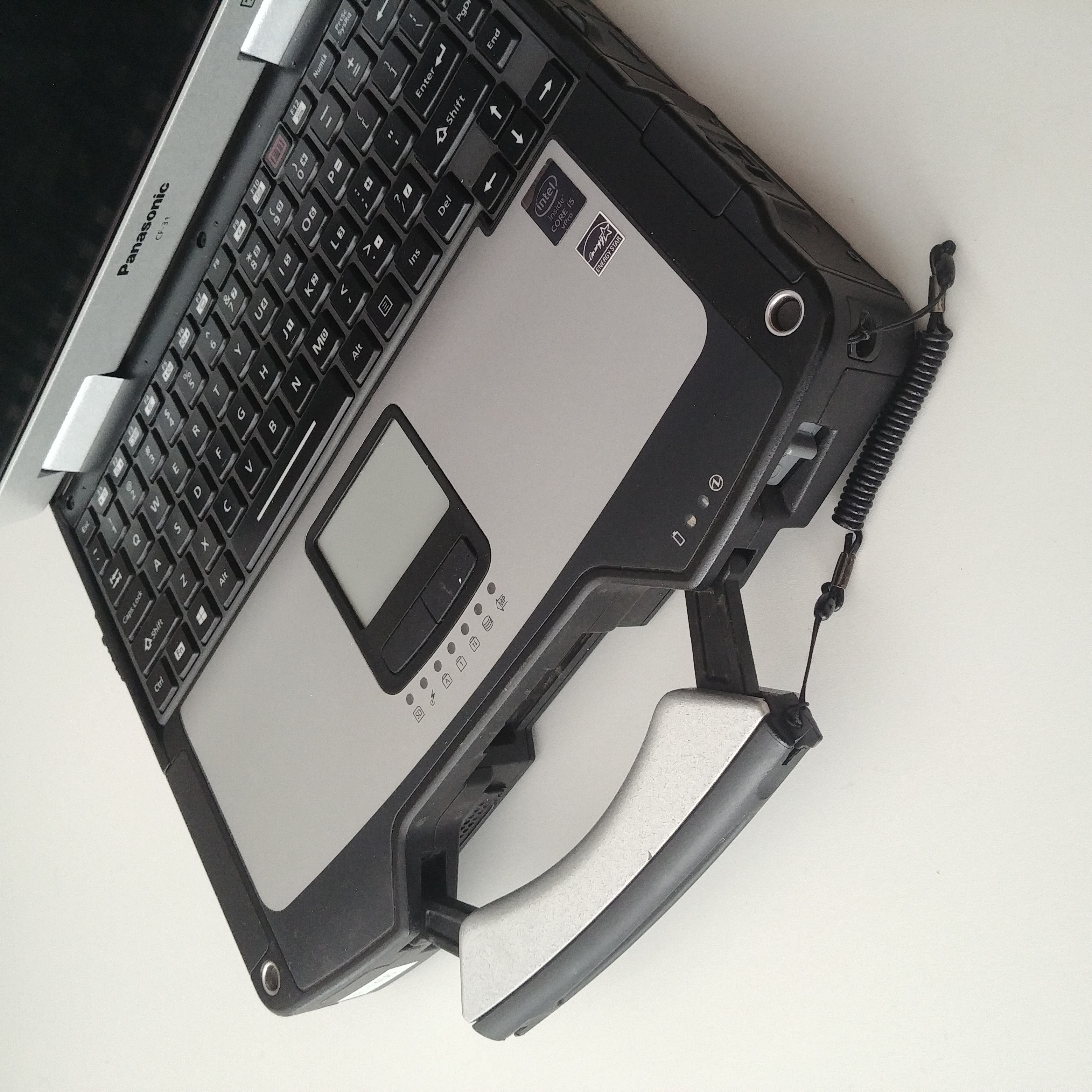 لپ تاپ، تبلت ستبر و نظامی پاناسونیک، تمام ژاپنی  «Panasonic Toughbook C-31»