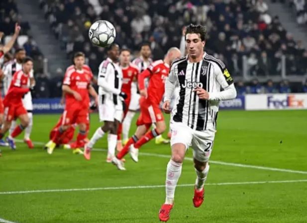 یوونتوس ۲-۰ بنفیکا | پلی‌آف قطعی شد