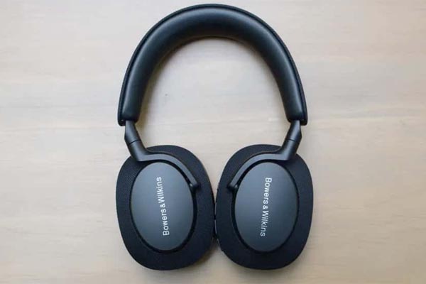 هدفون بی سیم Bowers& Wilkins Px7 S2e (بهترین هدفون بی سیم از نظر کیفیت صدا)