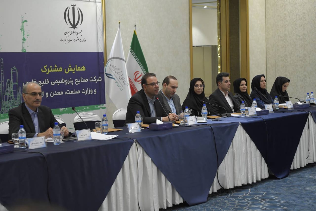 نقش بی‌بدیل شرکت صنایع پتروشیمی خلیج‌فارس در ارزآوری/ یک لاین ویژه برای تامین ارز شرکت‌های پتروشیمی ایجاد شد