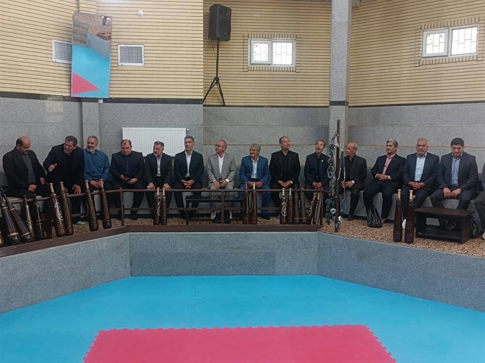 برگزاری ورزش‌ زورخانه‌ای پهلوانی و کشتی آزاد در کرمانشاه