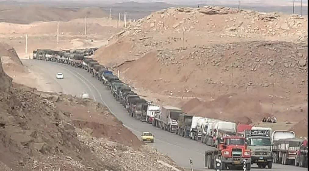 تردد بیش از ۱۰۰ هزار کامیون کالای صادراتی از گمرکات کرمانشاه