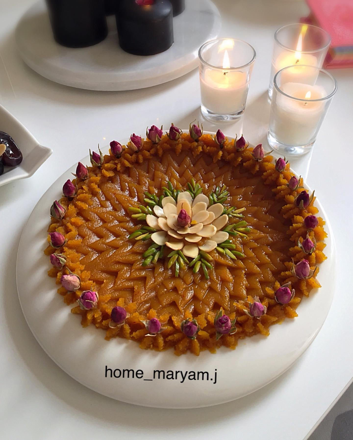 [تصویر:  ins5995989528_00a63c8029d44c8db3b6b6be33...n_mx83.jpg]