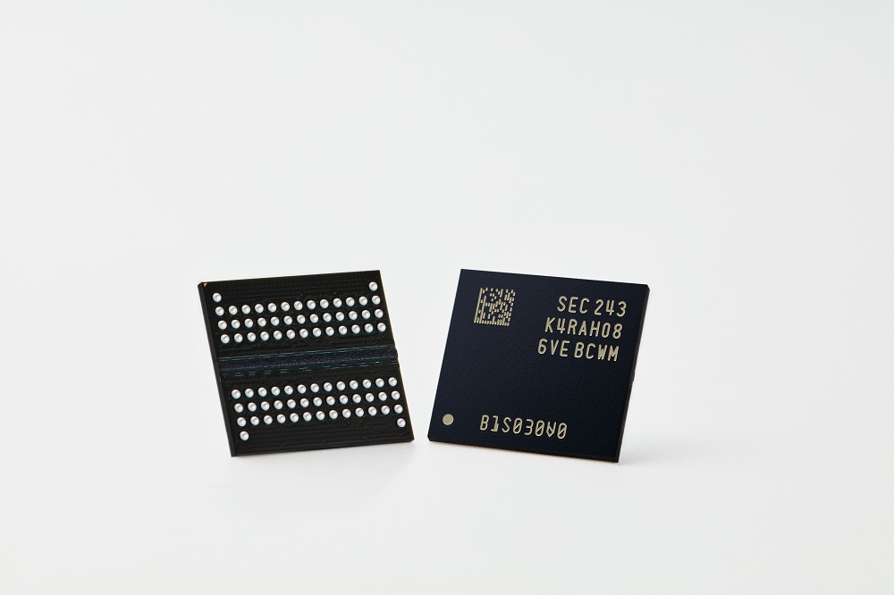 سامسونگ تولید انبوه حافظه‌های رم 12 نانومتری DDR5 DRAM را آغاز کرد