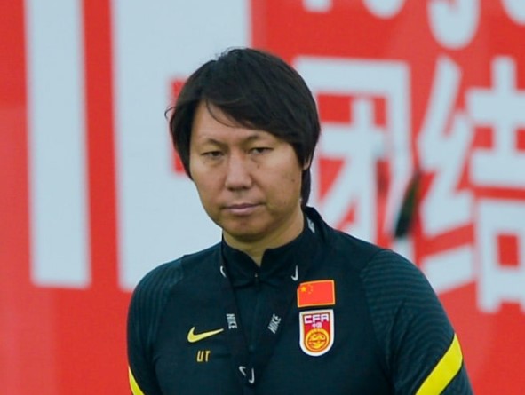 حبس ابد اسطوره فوتبال چین به دلیل پرداخت رشوه