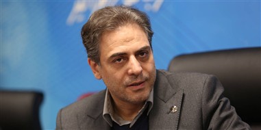 دهه فجر نماد استقلال و خودباوری است/ داخلی‌سازی ۷۵ درصد تجهیزات پروژه‌های فیبر نوری