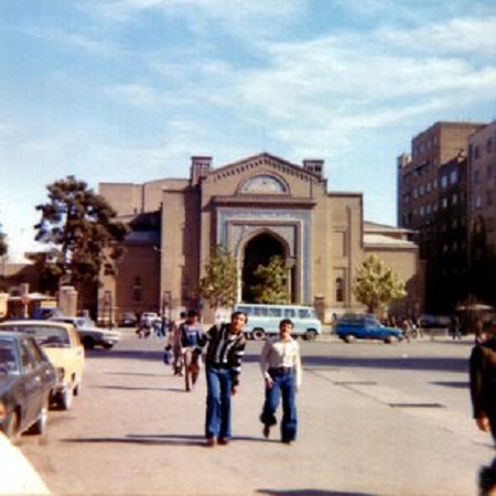 میدان توپخانه