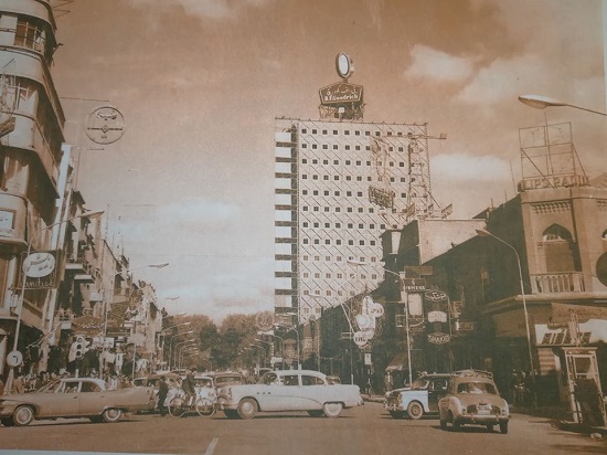 چهار راه لاله زار